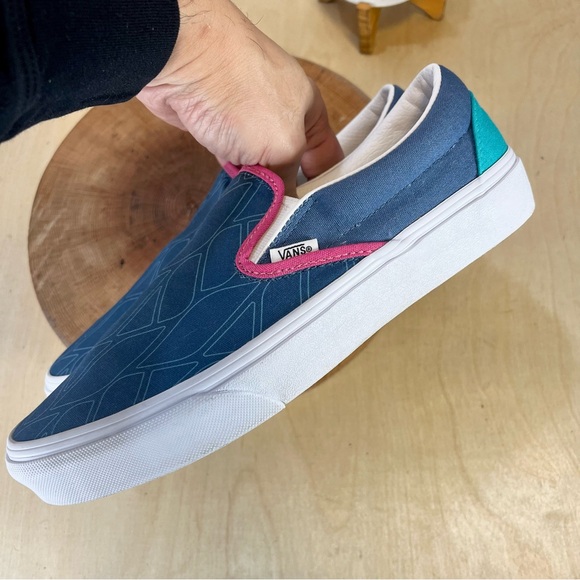 *Vans | Multi Color Blue Print Classic Slip-On Sneaker SN 721454 Size 8.5M/10L - Picture 14 of 16